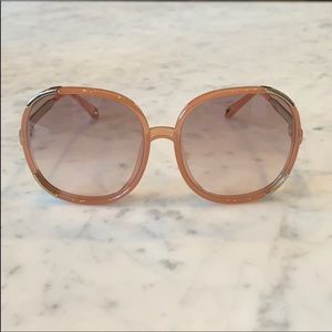 😎 Chloe Sunglasses with Case 😎